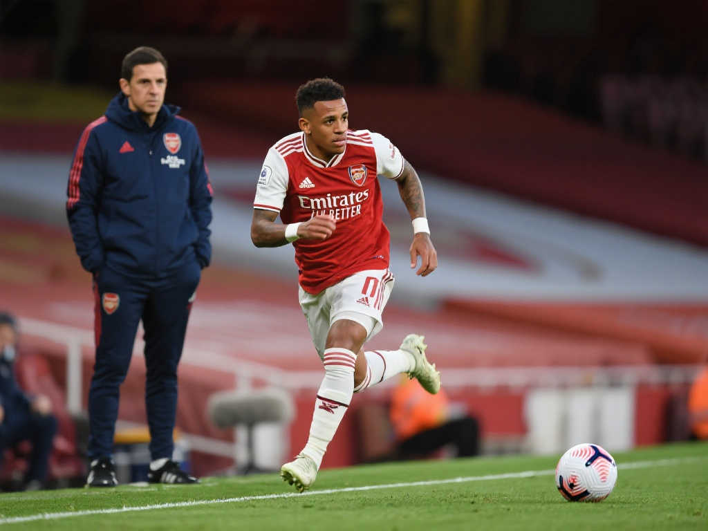 角在防守时 角在防守时